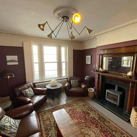 Victorian Beach House With Parking Villa Тинмут Екстериор снимка